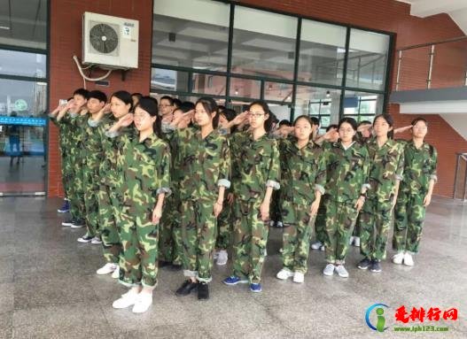 高一军训一般要几天？高一新生报到后就要军训
