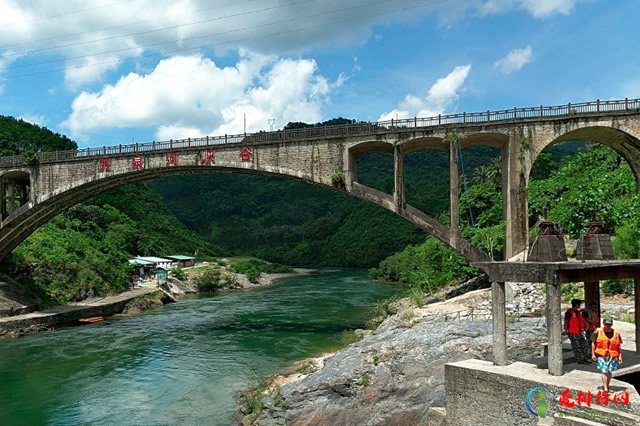 中国十大最美峡谷漂流地 中国受欢迎的十大峡谷漂流