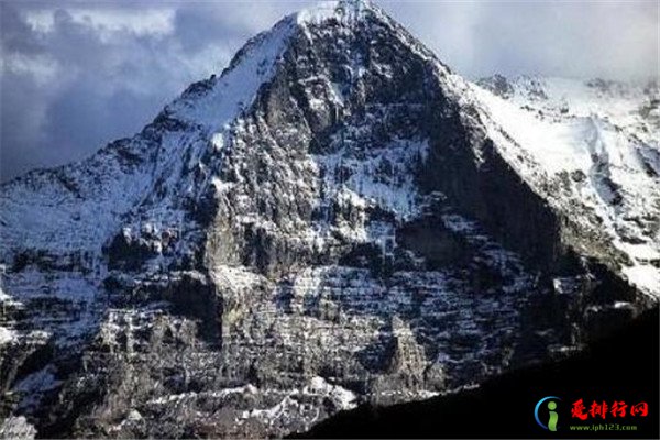 世界上最美丽的山峰图片 世界十大最美丽的山峰排名