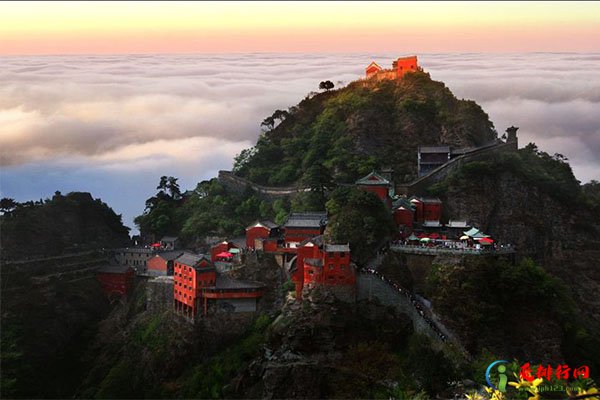 湖北旅游必去十大景点 湖北值得去的旅游景点排名前十